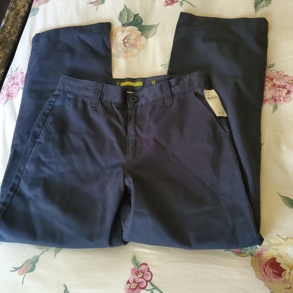 Old Navy plain front pants - Picture 4 of 8
